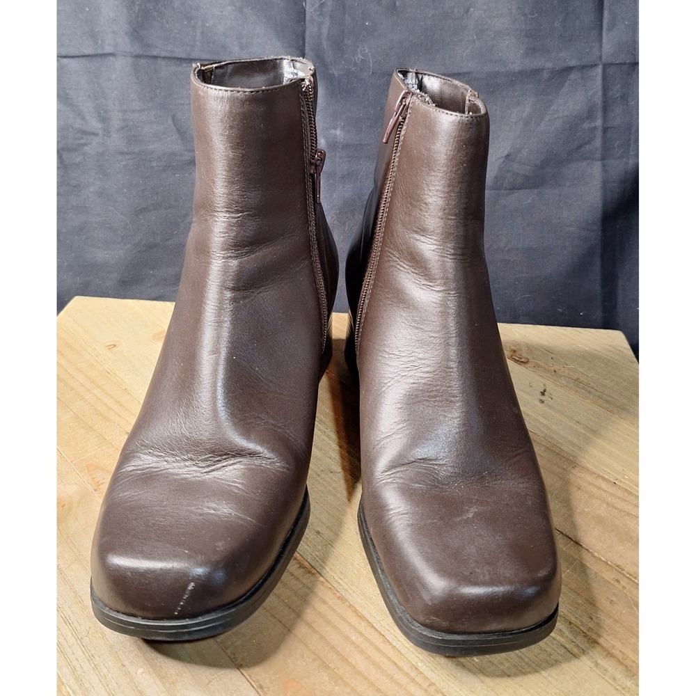Predictions Leather Collection Brown Ankle Boots Square Toe Block Heel 6.5 26851